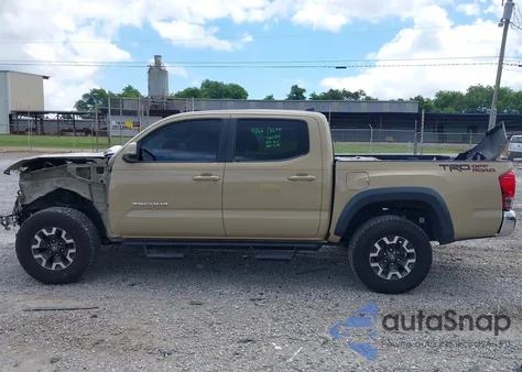 2017 Toyota Tacoma Trd Off Road из США, поврежденный, VIN 3TMAZ5CN4HM030089